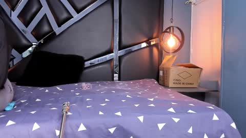 melissa_23_ online show from December 15, 11:48 am