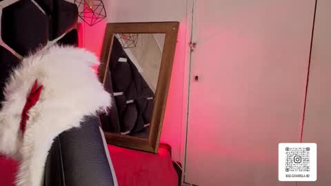 Lissa  online show from April 7, 6:32 pm