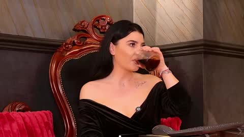 Melissa online show from March 30, 1:11 pm