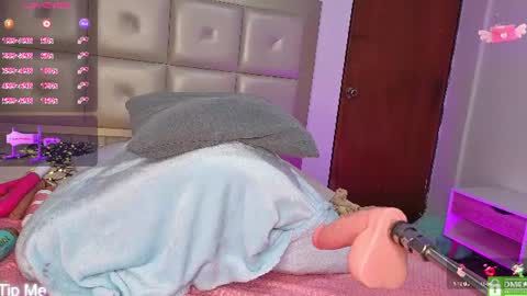 melissa_luu online show from June 12, 11:02 pm