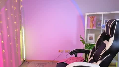 Melissa online show from May 26, 4:34 am