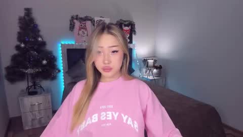 Melissa online show from December 15, 10:28 am