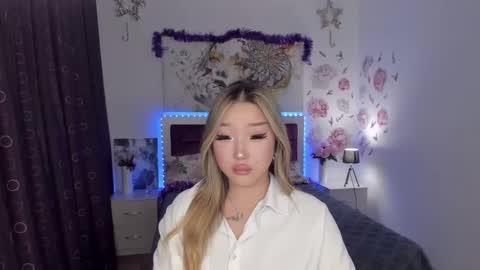 Melissa online show from January 18, 3:27 pm