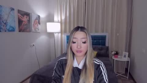 Melissa online show from February 7, 7:06 pm