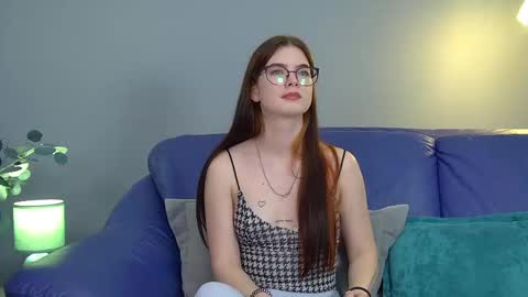 Melissa online show from September 23, 6:28 pm