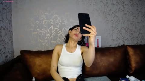 Melodi online show from March 23, 2:23 pm