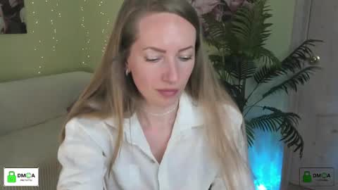 Melody My schedule this week  Wednesday Thursday Sunday online show from April 15, 2:39 pm