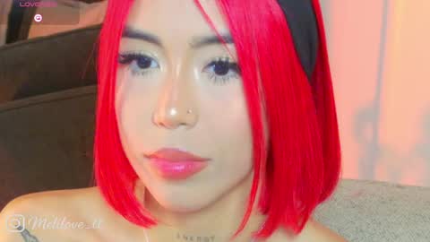 Melissa online show from April 4, 11:25 pm