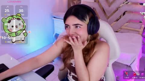    online show from October 4, 10:14 pm