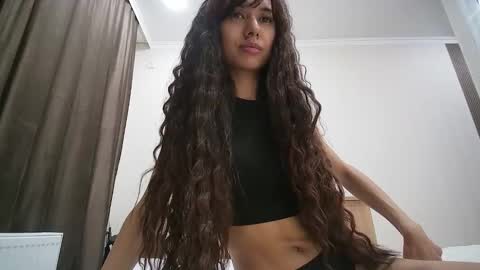 meriannabell online show from December 1, 12:09 pm