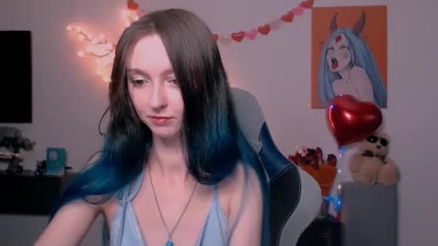 mermaidvibestides online show from March 14, 10:44 pm