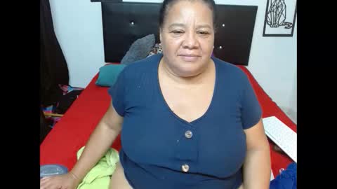 mhia1972 online show from November 2, 8:23 pm