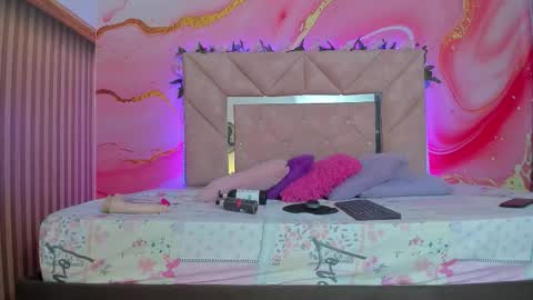 mia__blaze_ online show from November 17, 3:18 am