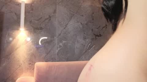 mia_collins_b online show from February 13, 8:10 pm