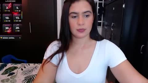 Mia online show from October 21, 2:37 am