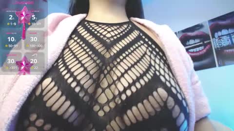 Mia online show from September 27, 10:22 am