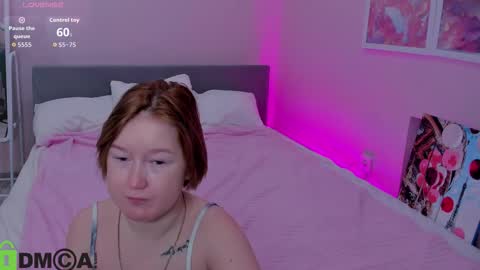 Mia online show from November 14, 2:33 am