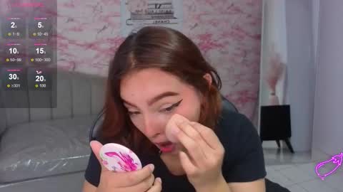 Mia online show from February 13, 3:57 pm