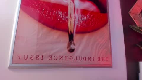 Val  online show from November 25, 4:42 pm