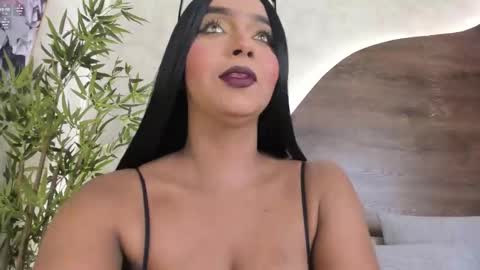 mia_lacy online show from November 7, 7:41 pm