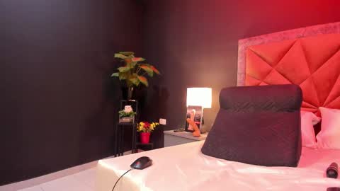 MIA  online show from September 14, 10:07 pm