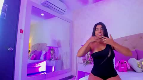 mia montess online show from March 23, 4:35 pm