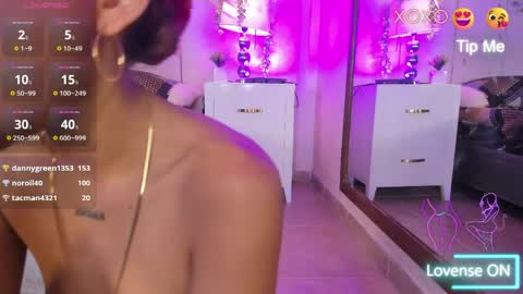 mia rousse25 online show from April 6, 4:46 am