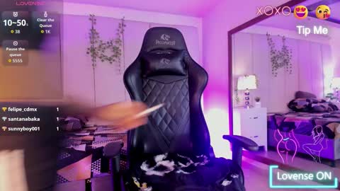 mia rousse25 online show from March 28, 4:17 pm