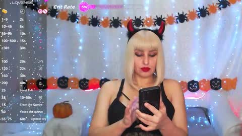 mia_sunn online show from October 25, 8:11 am