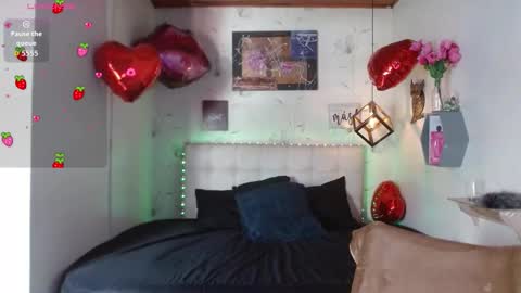 MIA  online show from March 13, 2:29 pm