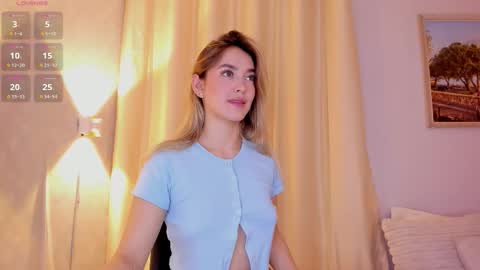 Mia White  online show from March 16, 1:15 pm