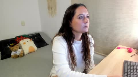 Mia   online show from December 21, 5:18 pm