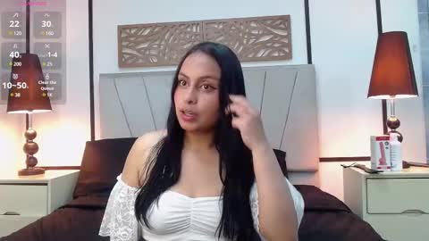 miaa_fonseeca online show from December 17, 12:00 pm