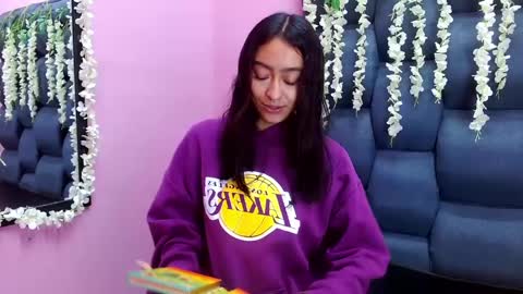 Miaa online show from March 7, 6:54 pm