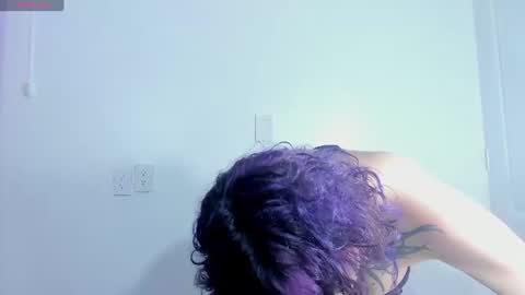 Mia online show from June 20, 3:54 am