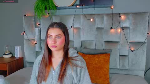 miaanderson__ online show from May 18, 12:55 pm