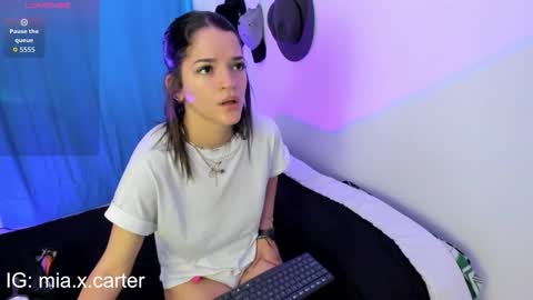 miacarterxxx online show from January 18, 7:21 pm