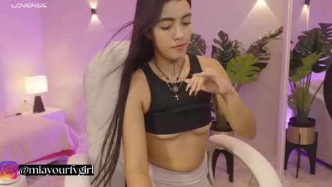 Mia Gomez online show from October 3, 4:01 pm