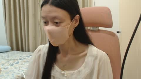 miahchan68 online show from April 1, 2:36 pm