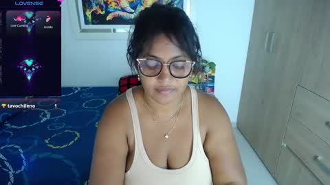 miajoseph_ online show from January 27, 4:20 am