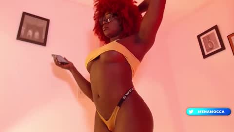 Mia online show from February 19, 9:06 am