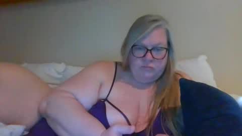 Miamarie555 online show from April 15, 2:45 am