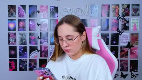 miamilas online show from February 7, 5:52 am