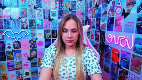 miamilas online show from October 2, 4:34 pm