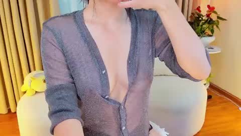 mian_sugerr online show from May 10, 4:14 am