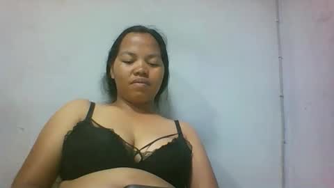 miarii online show from March 5, 6:04 pm