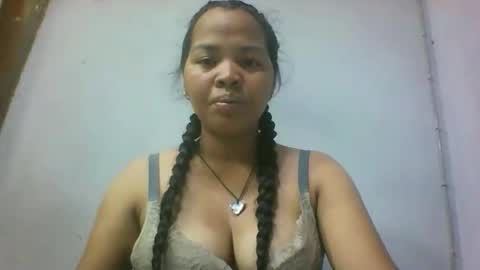 miarii online show from March 25, 10:07 am