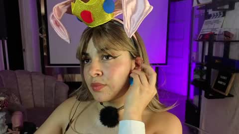 MiaHancock online show from April 7, 4:47 am