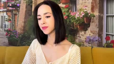 Mia online show from January 15, 7:14 am