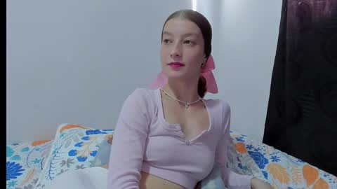  Chloe  online show from March 14, 7:59 pm